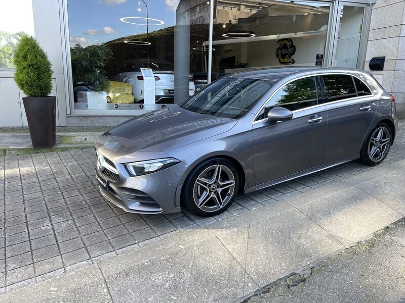 Usado Mercedes A200 150 HP (110 kW) 2020 Cinzento preto Citadino