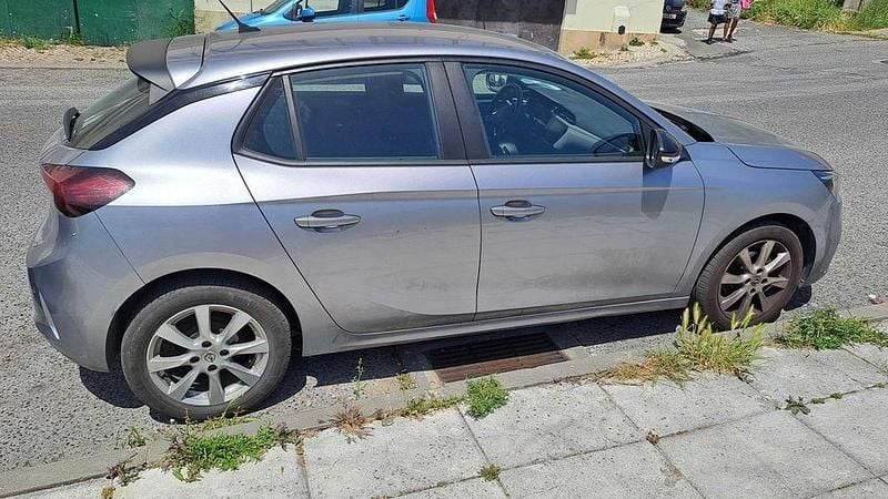 Usado 2021 Opel Corsa Sedan | € 9.500 (Bom preço) - Imagem 1/4
