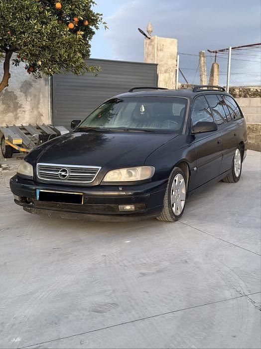 Usado Opel Omega 2001 Sedan