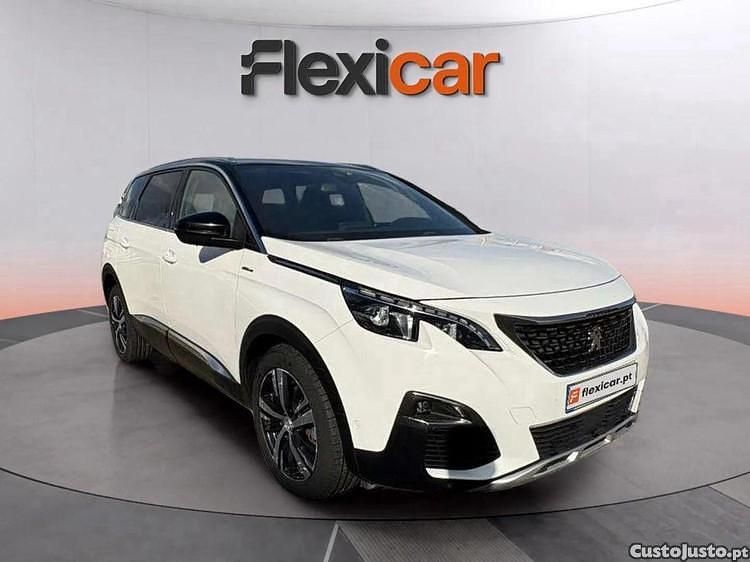 Usado Peugeot 5008 GT-line 130 HP (95 kW) 2019 Branco SUV