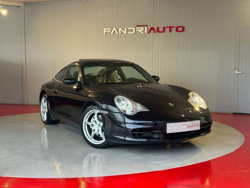Preto Usado 2002 Porsche 911 Carrera 4 | € 54.490 - Imagem 1/4