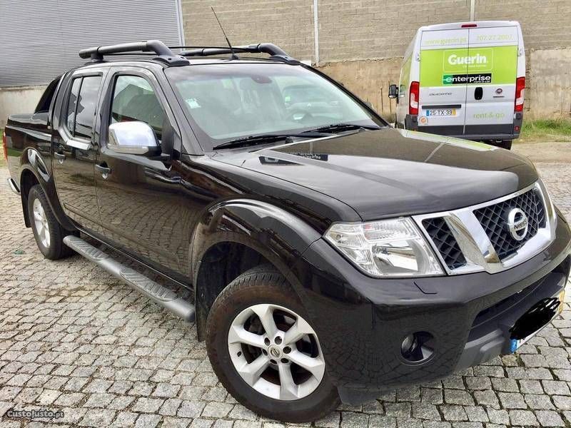 Nissan navara 2011