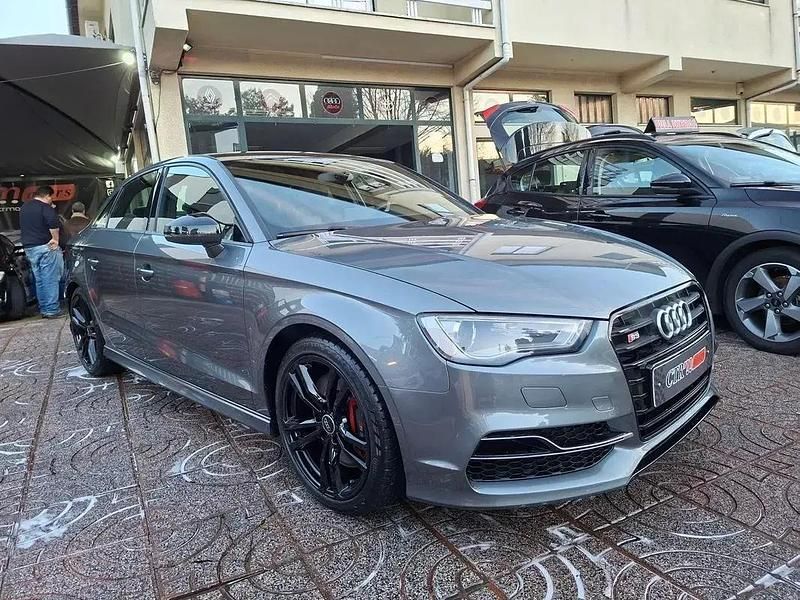 Usado Audi S3 300 HP (220 kW) 2014 Cinza antracite Sedan