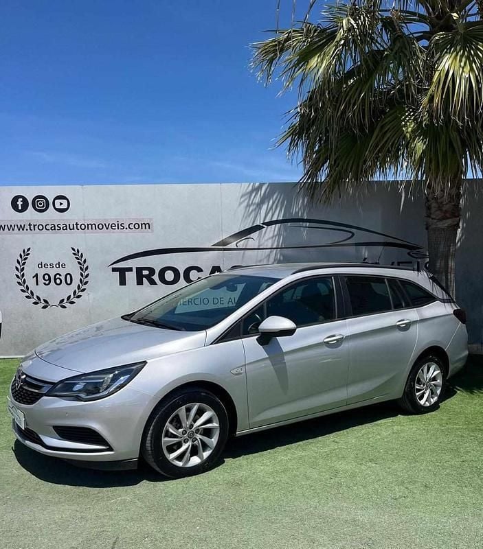 Usado Opel Astra Dynamic 110 HP (80 kW) 2019 Cinza Carrinha