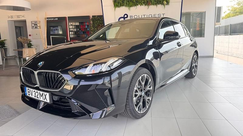 Preto Usado 2025 BMW 116 Citadino | € 36.000 - Imagem 1/4