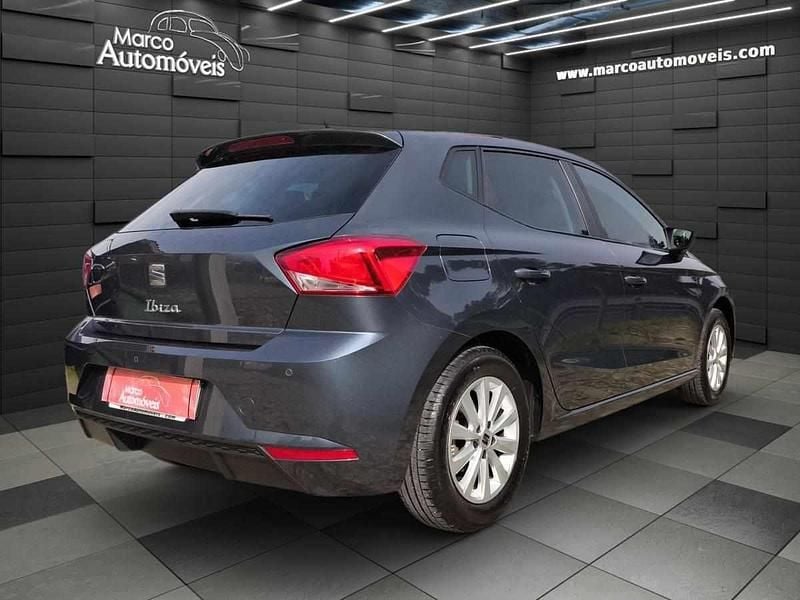 Usado Seat Ibiza 110 HP (80 kW) 2023 Cinzento Citadino