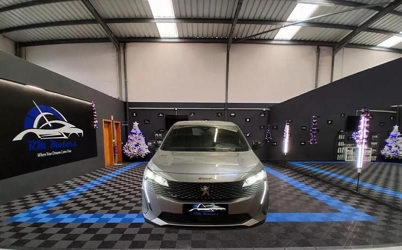 Cinza Usado 2022 Peugeot 5008 Allure SUV | € 18.990 (Bom preço) - Imagem 1/4