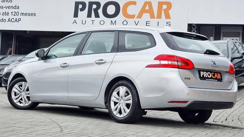 Usado Peugeot 308 Access 120 HP (88 kW) 2015 Cinza Carrinha