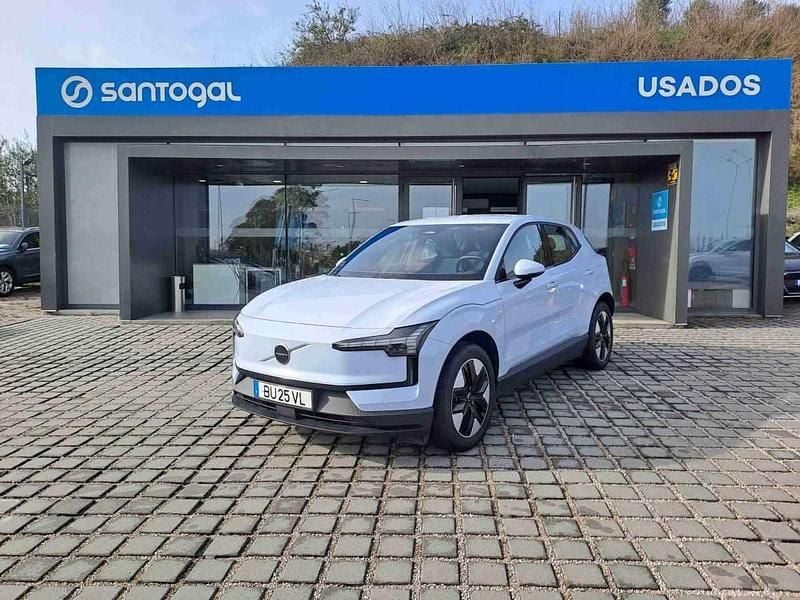 Branco Usado 2025 Volvo EX30 Core SUV | € 36.990 (Caro) - Imagem 1/4