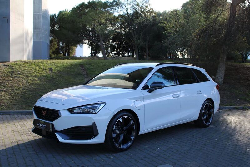 Branco Usado 2022 Cupra Leon VZ Carrinha | € 26.490 (Bom preço) - Imagem 1/4