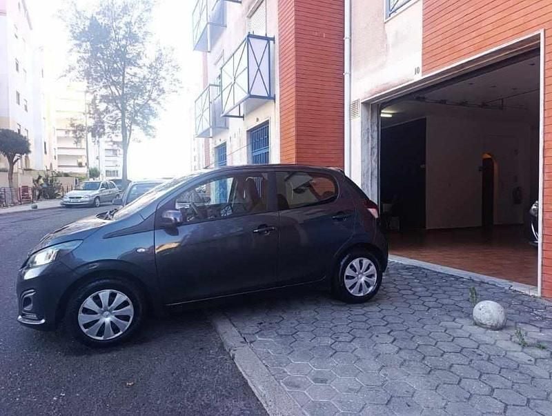 Cinzento Usado 2019 Peugeot 108 Citadino | € 7.850 (Bom preço) - Imagem 1/4