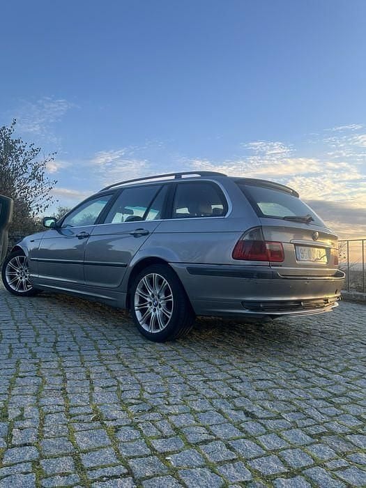 Usado 2004 BMW 320 Sedan | € 2.750 (Preço justo) - Imagem 1/4