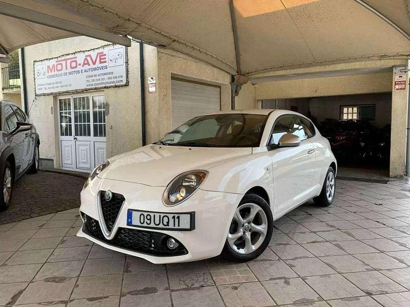 Branco Usado 2018 Alfa Romeo MiTo Citadino | € 12.950 (Preço justo) - Imagem 1/4
