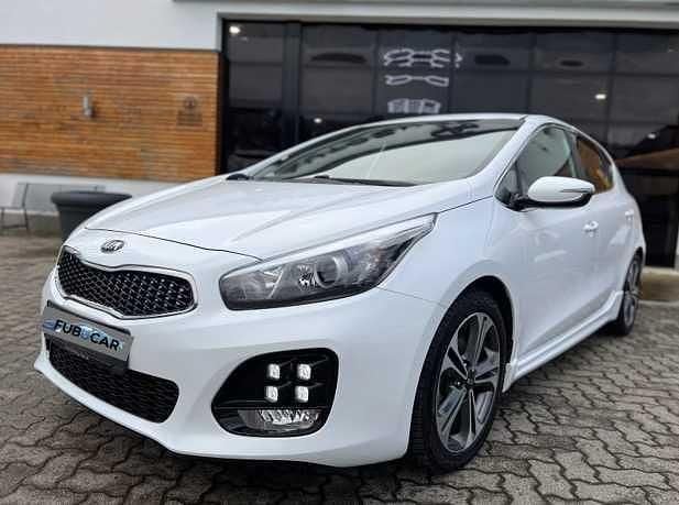 Usado 2015 Kia Ceed GT GT-Line Sedan | € 12.300 (Preço justo) - Imagem 1/4