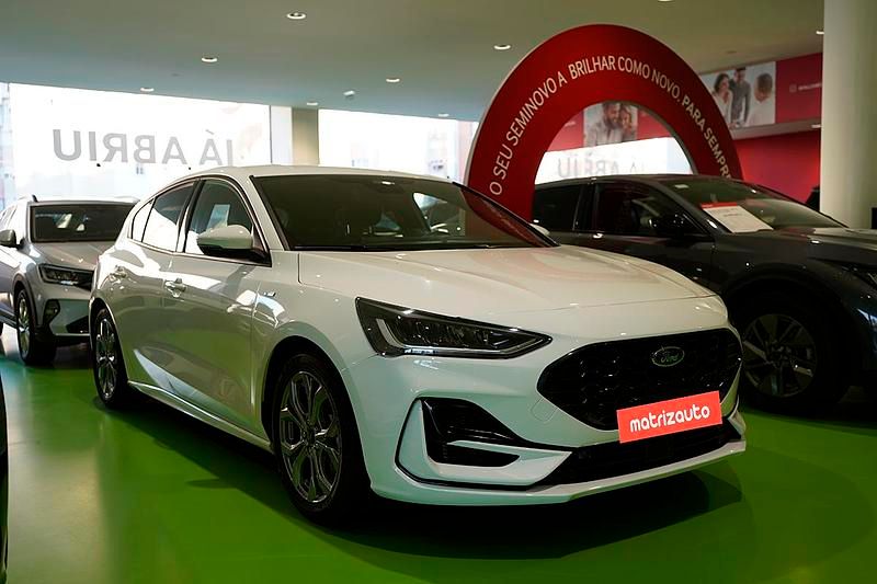 Usado 2024 Ford Focus ST-Line X | € 23.499 (Preço justo) - Imagem 1/4