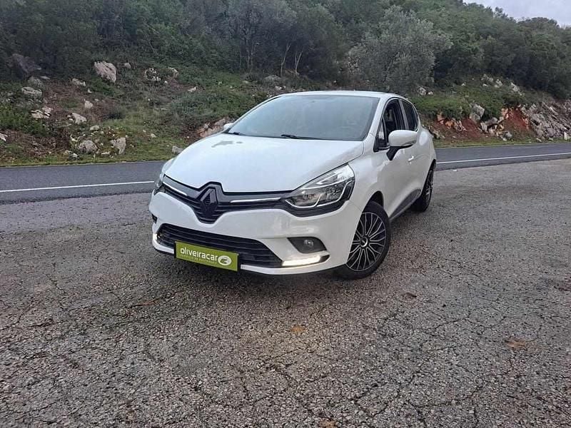 Branco Usado 2017 Renault Clio IV | € 10.950 (Preço justo) - Imagem 1/4