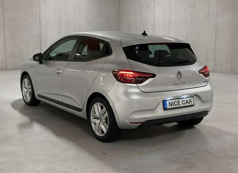 Usado Renault Clio V 143 HP (105 kW) 2022 Cinzento