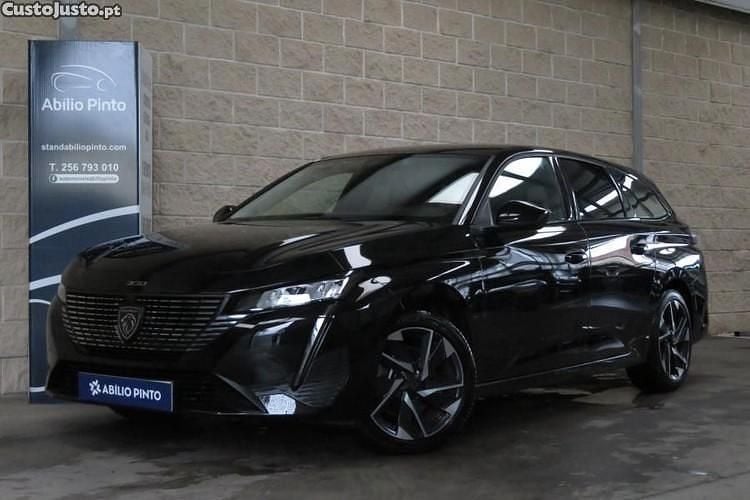 Usado Peugeot 308 Allure 130 HP (95 kW) 2024 Preto Sedan