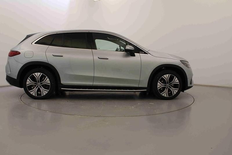 Usado Mercedes EQE300 Edition 180 kW (245 HP) 2025 Prateado SUV