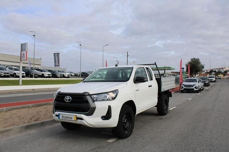 Usado Toyota HiLux 150 HP (110 kW) 2021 Branco Pickup