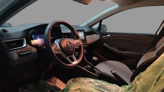 Usado Renault Clio V 100 HP (73 kW) 2024 Branco