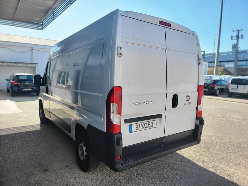 Usado Fiat Ducato 131 HP (96 kW) 2019 Branco Van