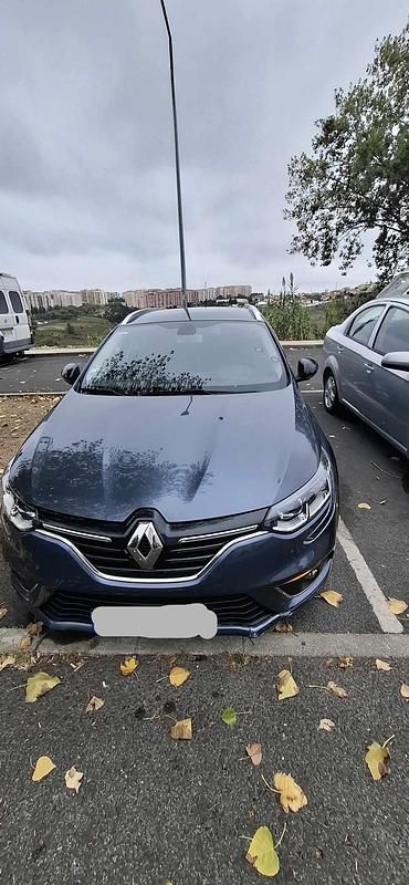 Cinzento Usado 2018 Renault Mégane GrandTour Carrinha | € 10.250 - Imagem 1/4