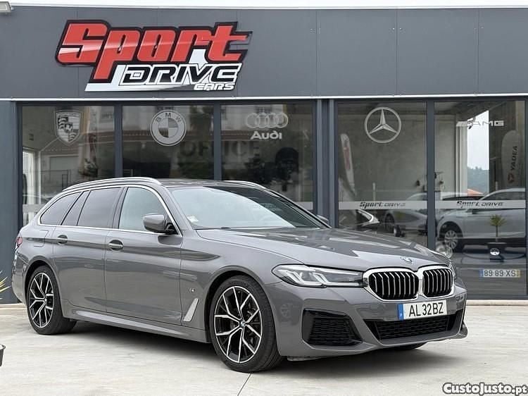 Cinza Usado 2021 BMW 520 Carrinha | € 38.750 (Caro) - Imagem 1/1