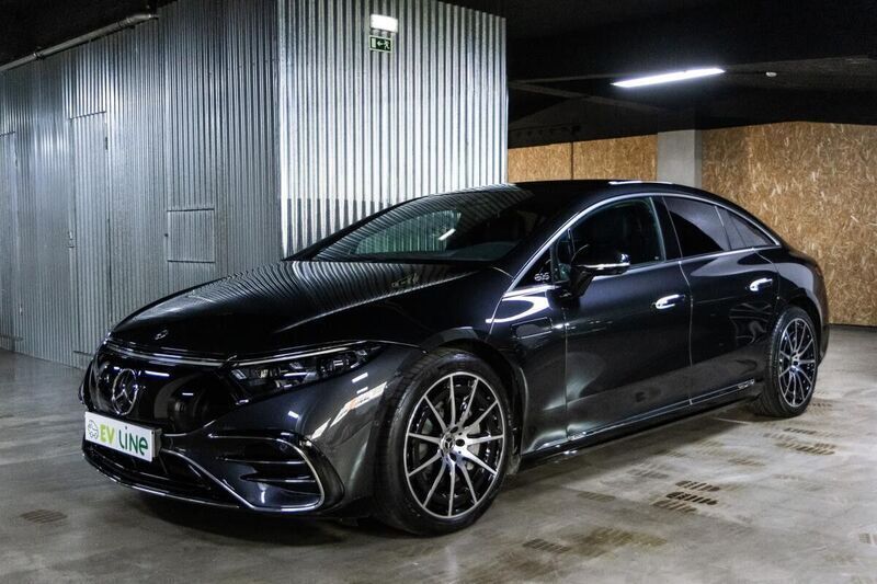 Cinza Usado 2022 Mercedes EQS580 Sedan | € 77.990 - Imagem 1/3