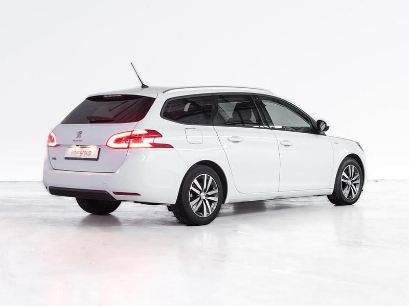 Usado Peugeot 308 SW 130 HP (95 kW) 2021 Branco Carrinha