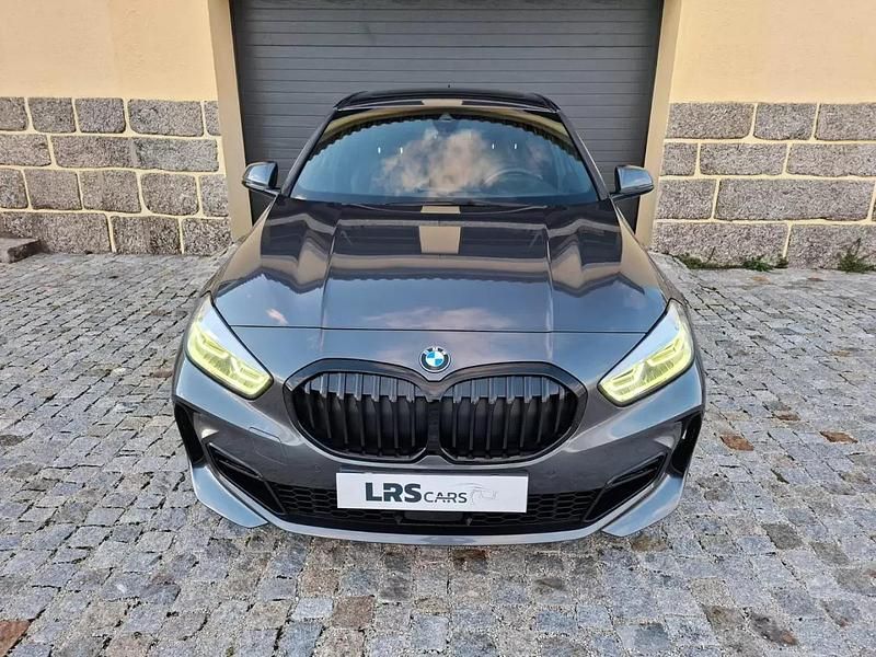 Cinza escuro Usado 2020 BMW 116 Citadino | € 21.990 (Preço justo) - Imagem 1/4