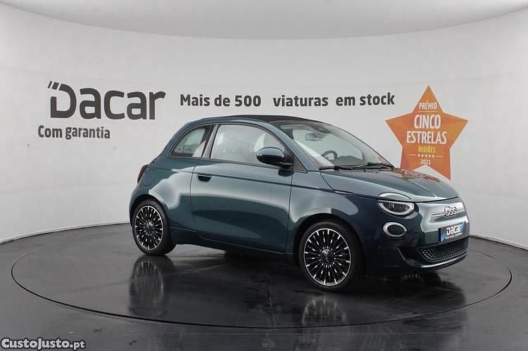 Azul Usado 2022 Fiat 500e Icon | € 18.399 (Bom preço) - Imagem 1/1