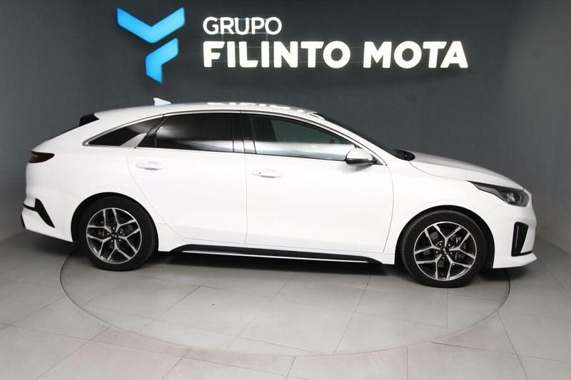 Branco Usado 2022 Kia XCeed GT-Line SUV | € 19.990 (Preço justo) - Imagem 1/4