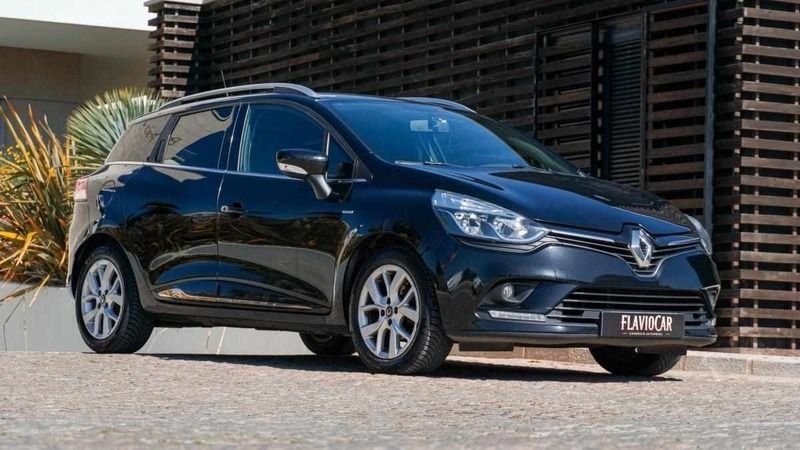 Preto Usado 2020 Renault Clio V Carrinha | € 12.990 (Preço justo) - Imagem 1/4
