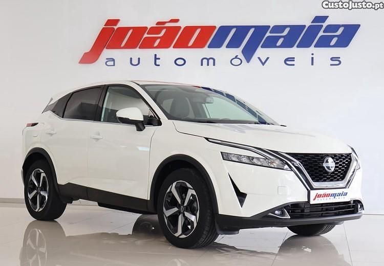 Branco Usado 2023 Nissan Qashqai N-Connecta SUV | € 33.500 (Preço elevado) - Imagem 1/1
