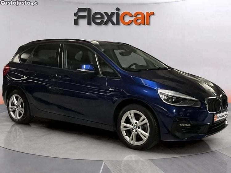 Azul Usado 2019 BMW 216 Sport Line Carrinha | € 18.890 (Bom preço) - Imagem 1/1