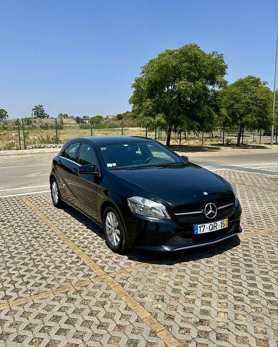 Usado 2015 Mercedes A160 Sedan | € 12.950 (Bom preço) - Imagem 1/4