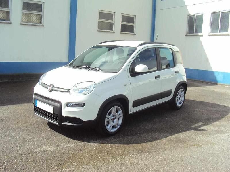 Usado Fiat Panda 70 HP (51 kW) 2023 Branco Citadino