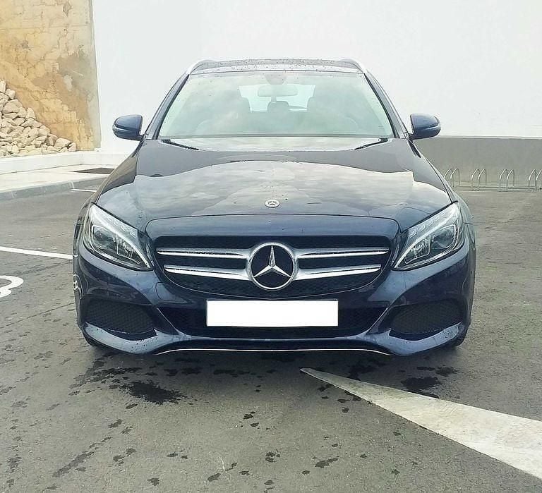 Usado Mercedes C200 Avantgarde 136 HP (100 kW) 2017 Sedan