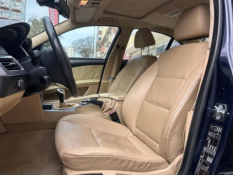 Usado BMW 520 163 HP (119 kW) 2007 Azul Sedan