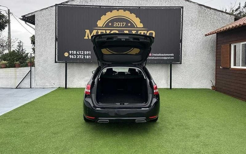 Usado Peugeot 308 SW 120 HP (88 kW) 2015 Preto Carrinha
