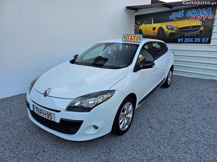 Branco Usado 2011 Renault Mégane GrandTour Carrinha | € 4.950 (Preço justo) - Imagem 1/1