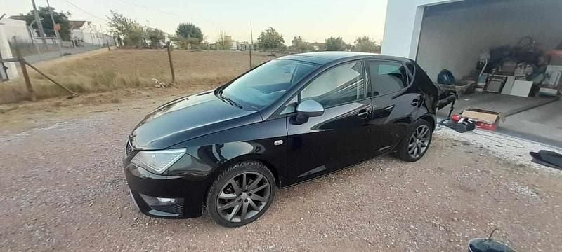 Preto Usado 2013 Seat Ibiza ST Carrinha | € 10.000 (Preço justo) - Imagem 1/4