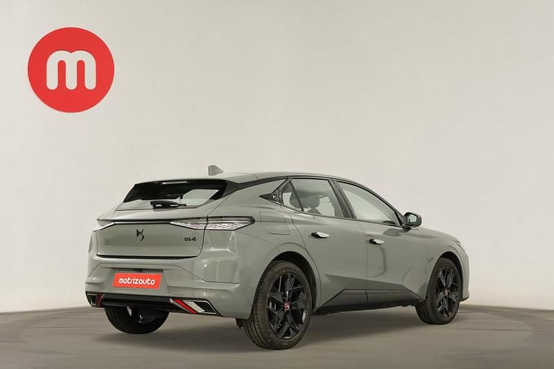 Usado DS Automobiles DS4 Performance 130 HP (95 kW) 2024 SUV