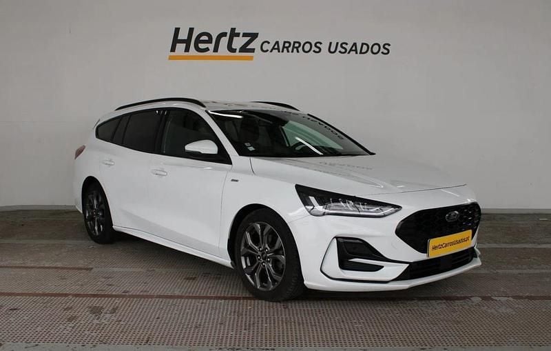 Branco Usado 2023 Ford Focus Carrinha | € 19.790 (Preço justo) - Imagem 1/4