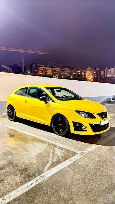 Usado Seat Ibiza CUPRA 180 HP (132 kW) 2009 Amarelo