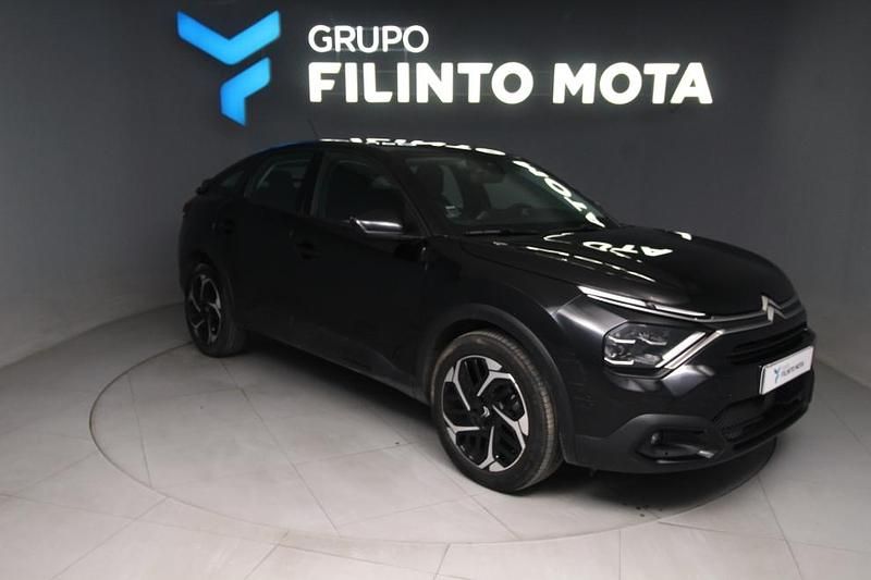 Usado Citroën C4 Feel 101 HP (74 kW) 2023 Preto