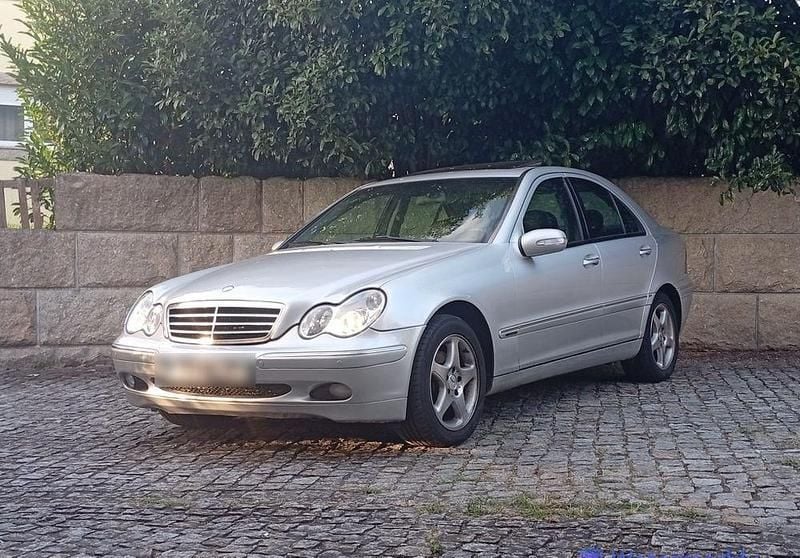 Usado 2001 Mercedes C220 Sedan | € 5.750 (Preço justo) - Imagem 1/4