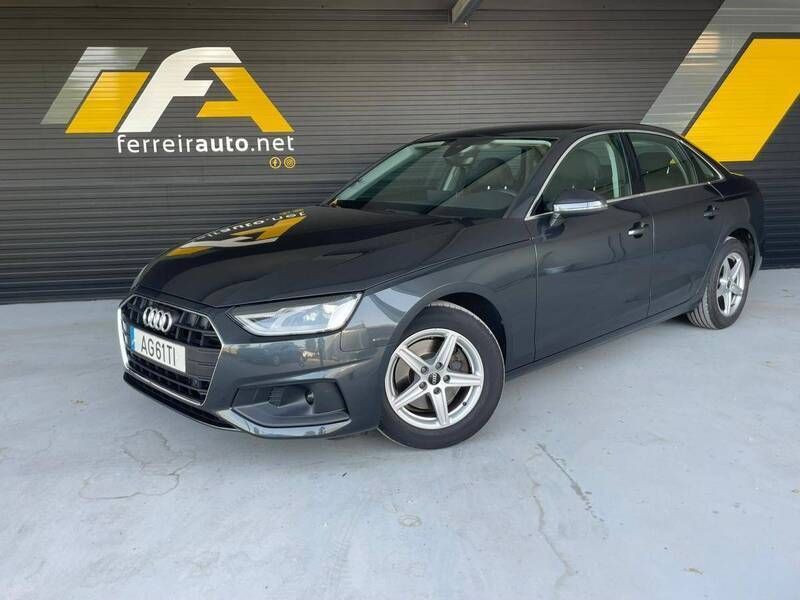 Cinza Usado 2021 Audi A4 Advanced Sedan | € 26.700 (Bom preço) - Imagem 1/4