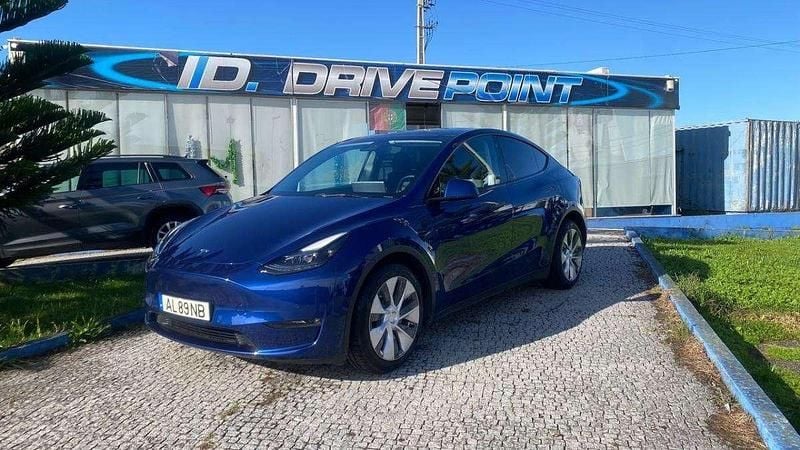 Usado Tesla Model Y 378 kW (514 HP) 2021 Azul SUV